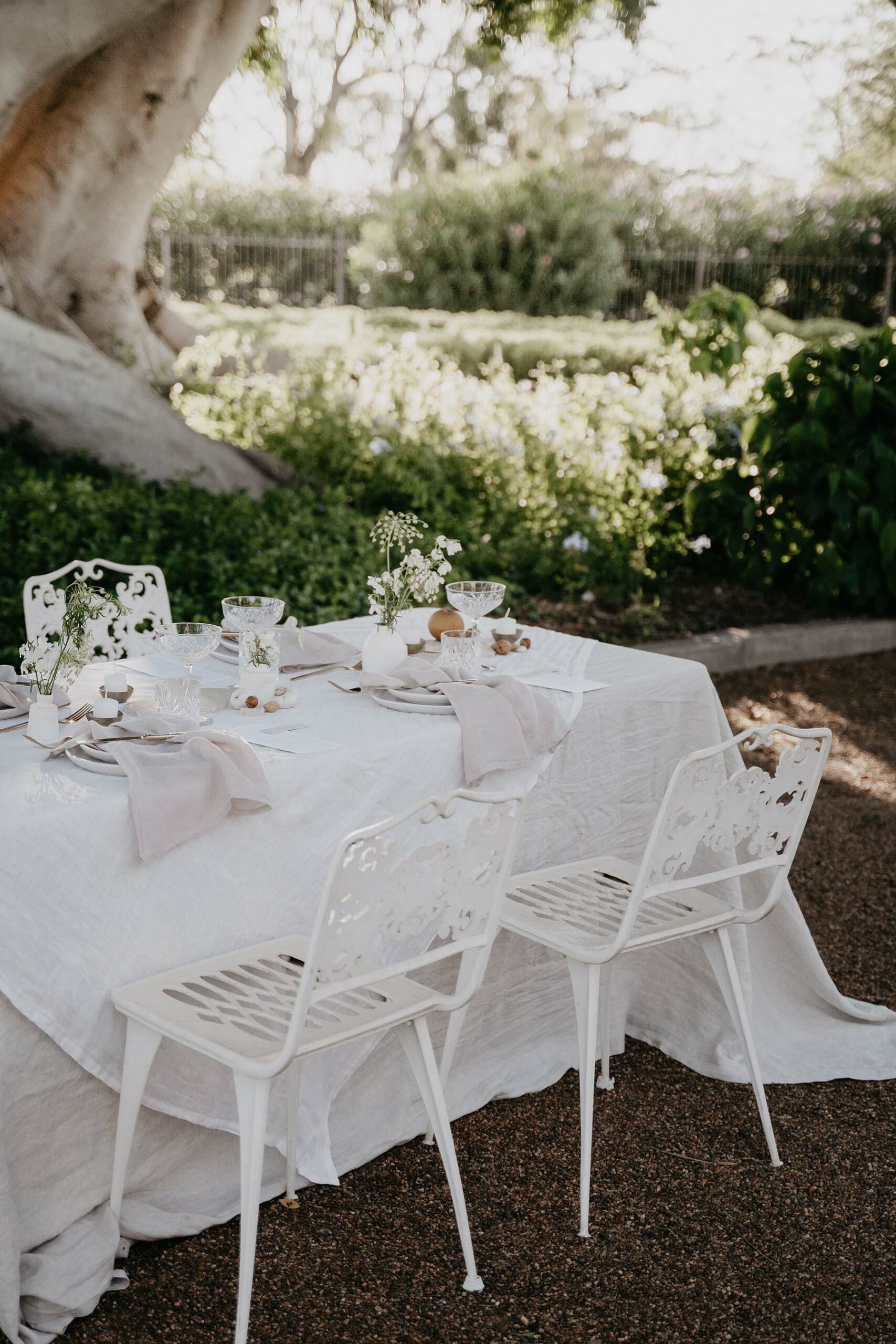 Marry Now, Party Later: A Modern & Fresh Take on The Elopement Trend - Tablescape