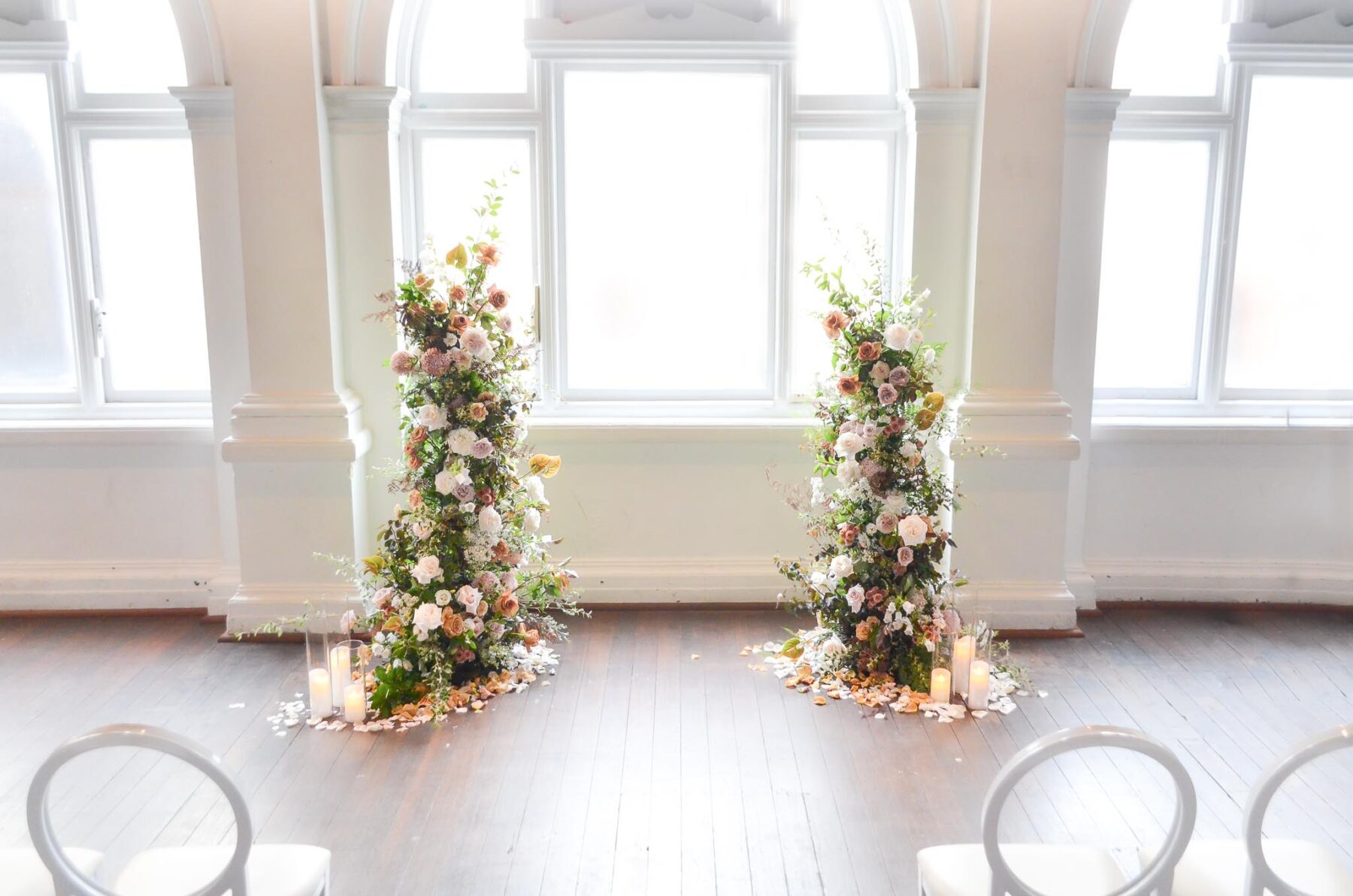 Perth Wedding Florist - Twillery Floral Pillars.jpg
